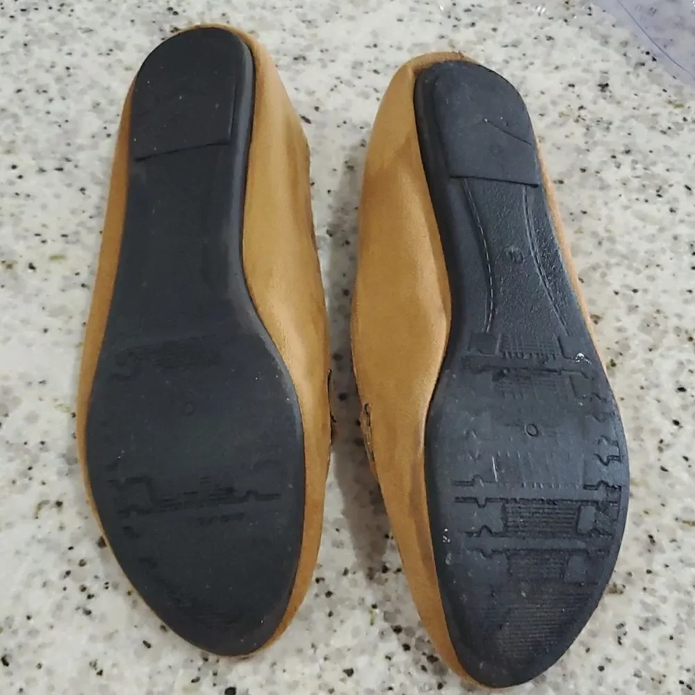 Atalina womans suede flats, with  rose gold detail, size 40